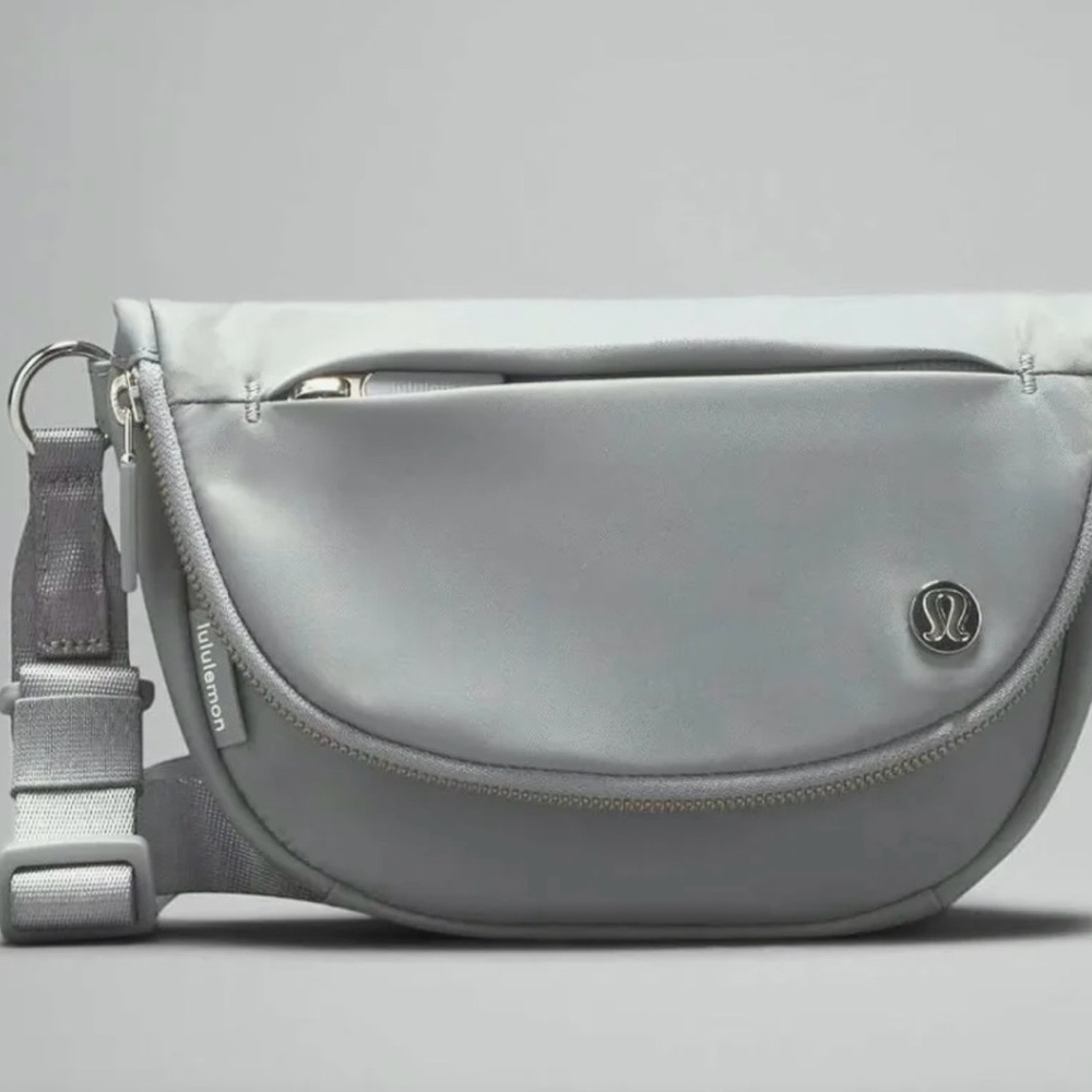 Lululemon All Night Festival Bag Micro 2L Gray